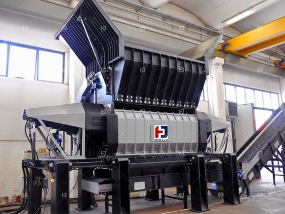 Quad-Shaft Metal Shredders